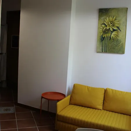 公寓 Pretty Favetti - Lovely In With A Sea View -