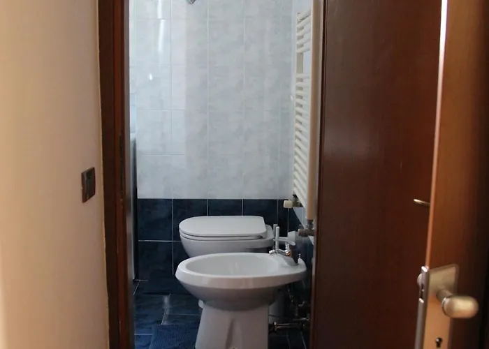 Pretty Favetti - Lovely In With A Sea View - * Trieszt