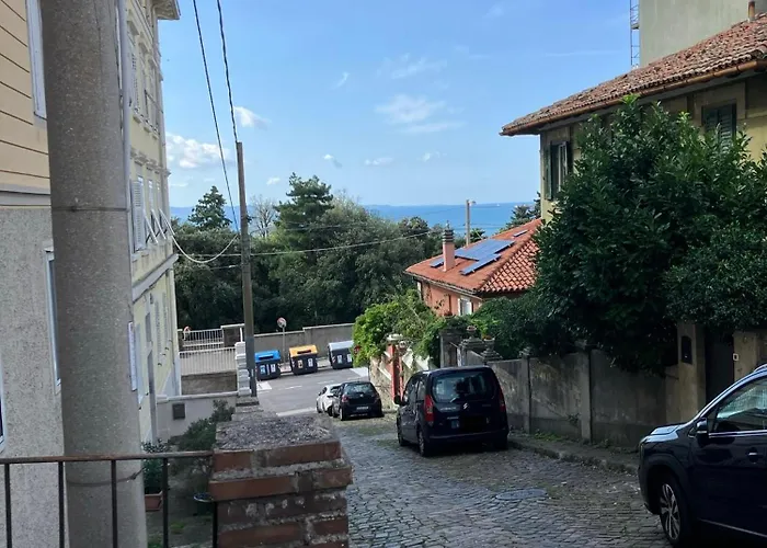 Apartman Pretty Favetti - Lovely In With A Sea View - Trieszt